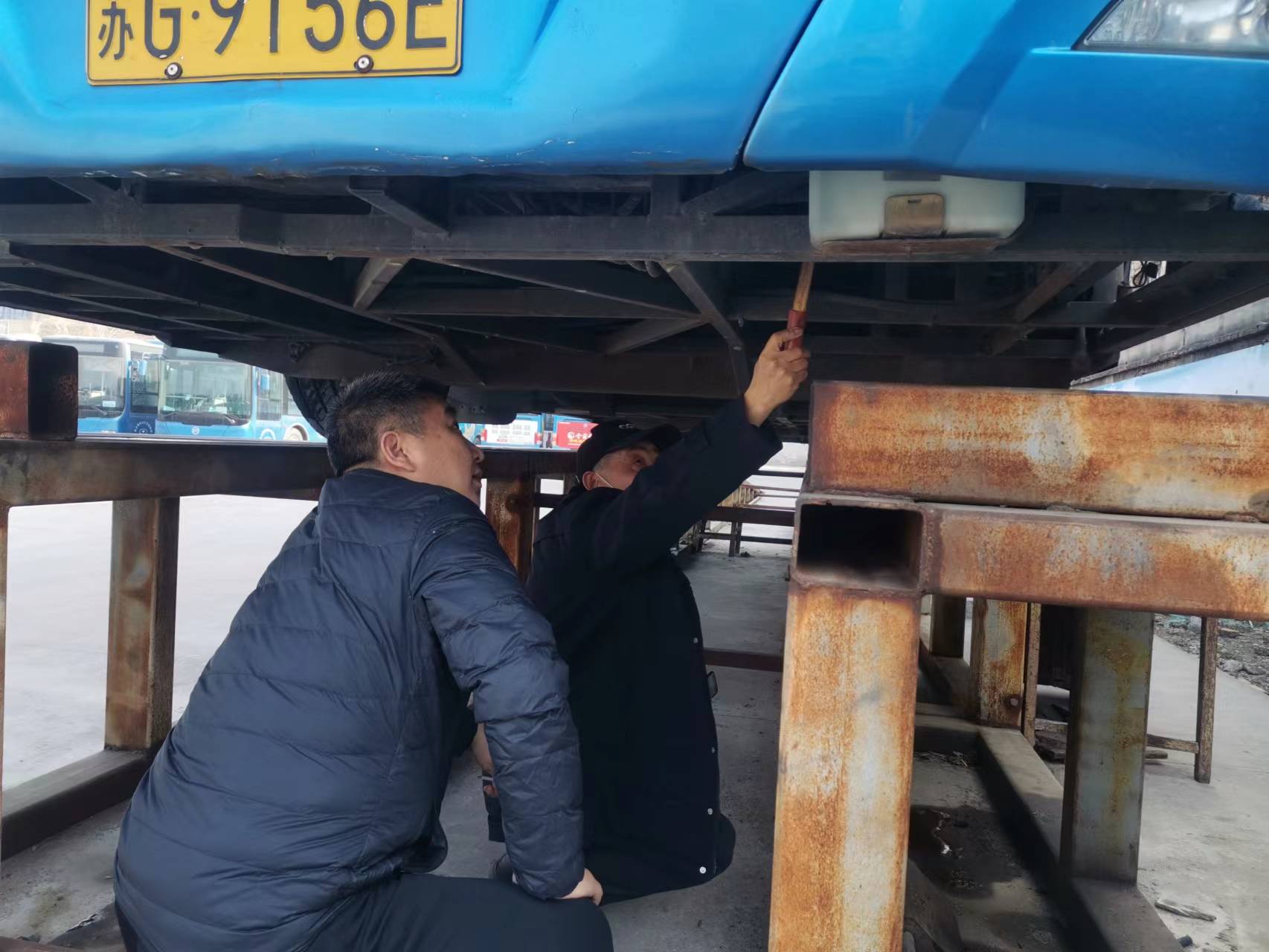 公交集團(tuán)公交事業(yè)一部全力做好春季車(chē)輛保養(yǎng)工作