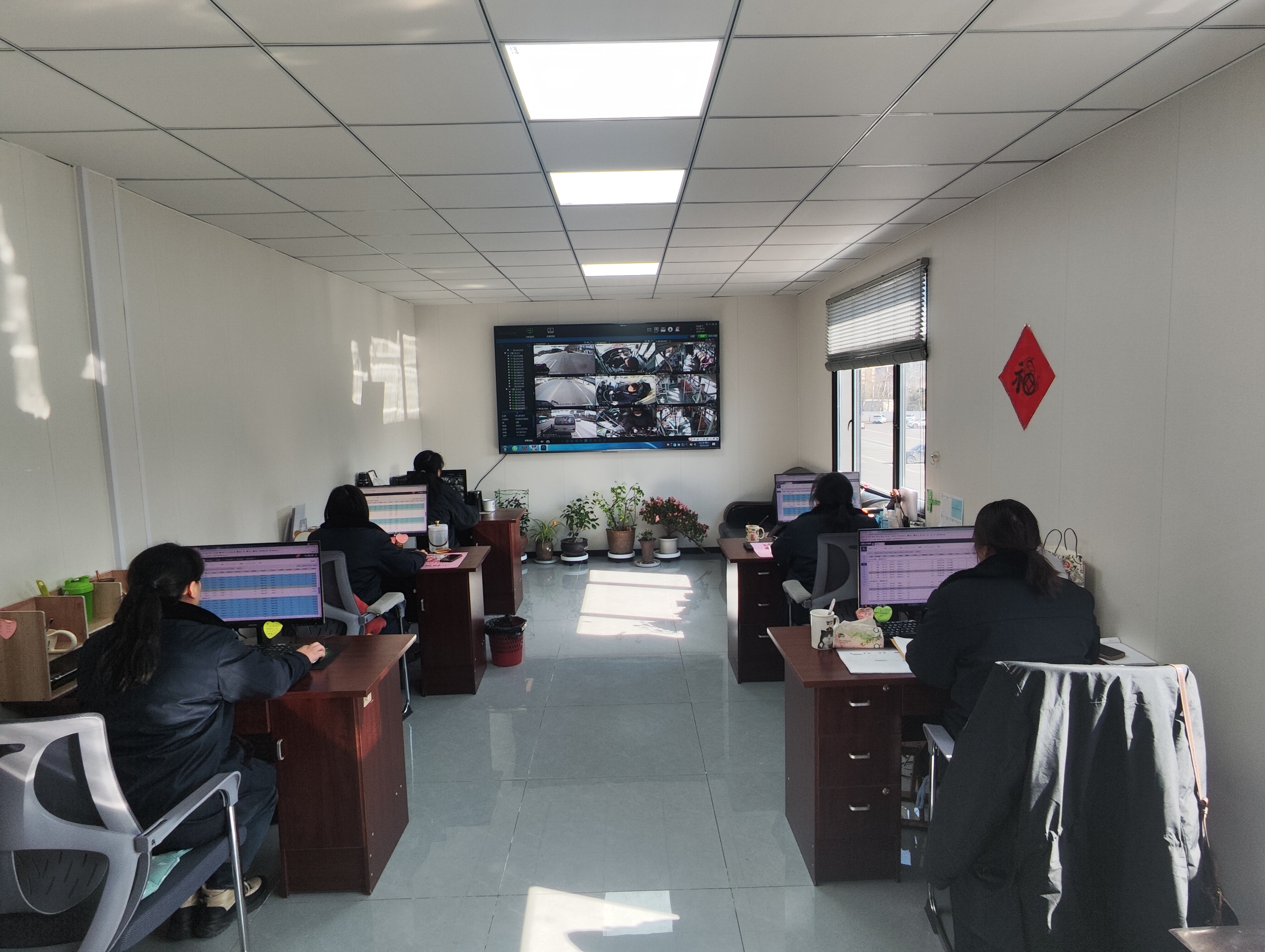 平安春運(yùn)·公交相伴⑦|公交集團(tuán)智能調(diào)度員的堅守