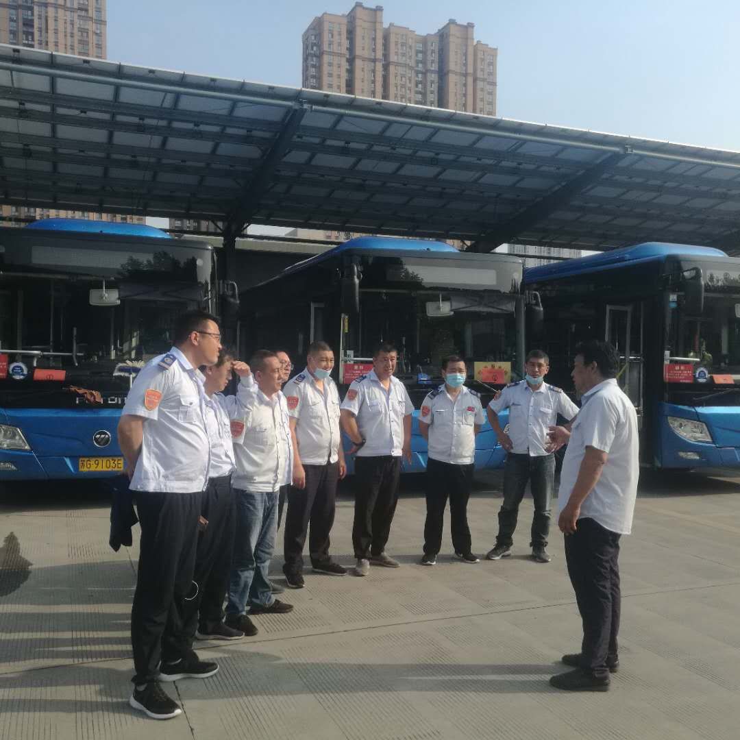 公交集團(tuán)公交事業(yè)一部圓滿(mǎn)完成高、中考愛(ài)心送考工作任務(wù)