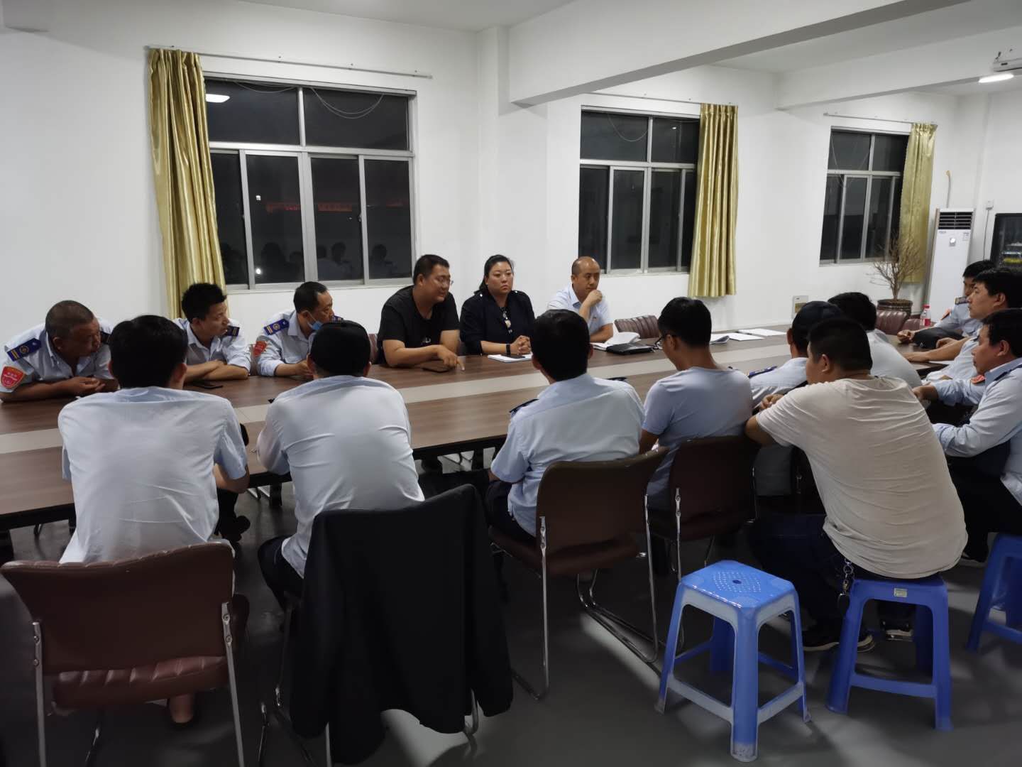 公交集團公交事業(yè)一部 創(chuàng)新方式強化安全生產(chǎn)月宣傳活動