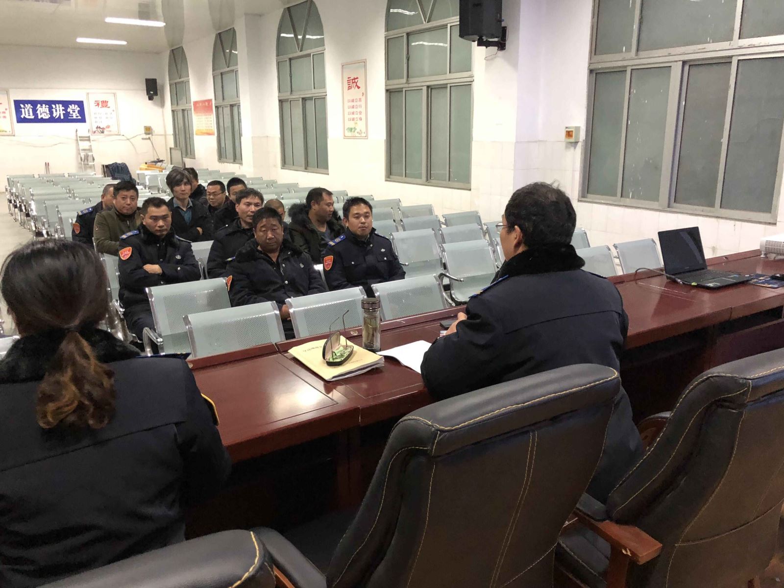 公交集團海通公交公司召開單線創(chuàng)文專項會議