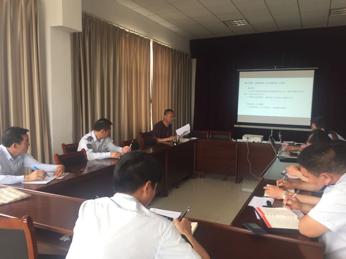 公交集團機務(wù)技術(shù)事業(yè)部在探索精細(xì)化管理的道路上越走越穩(wěn)