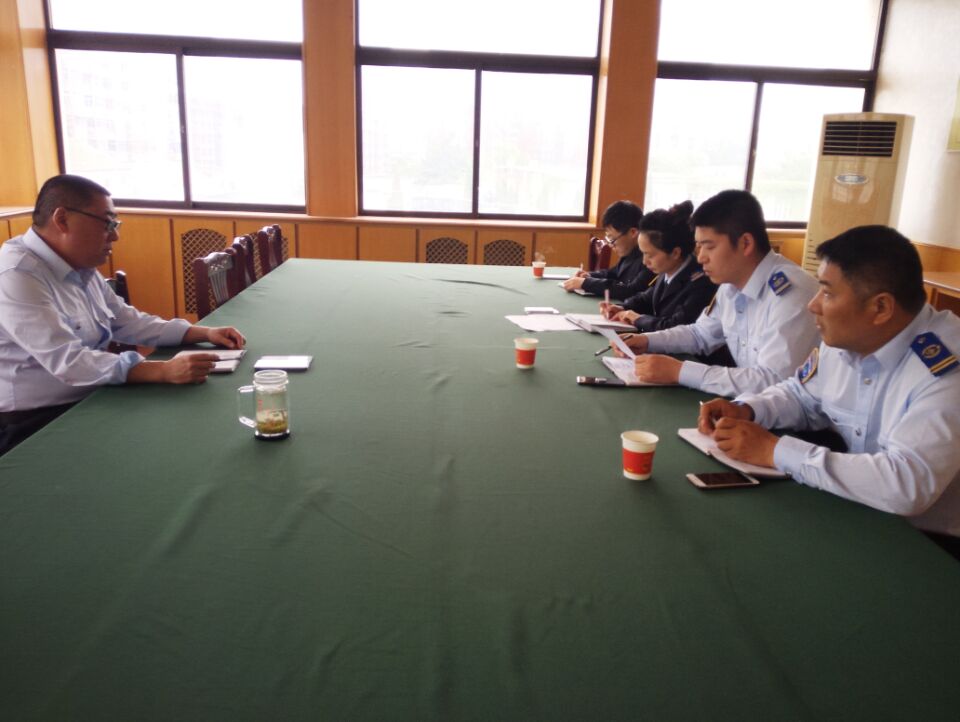 公交佳連公司召開定制公交市場調(diào)研分析會