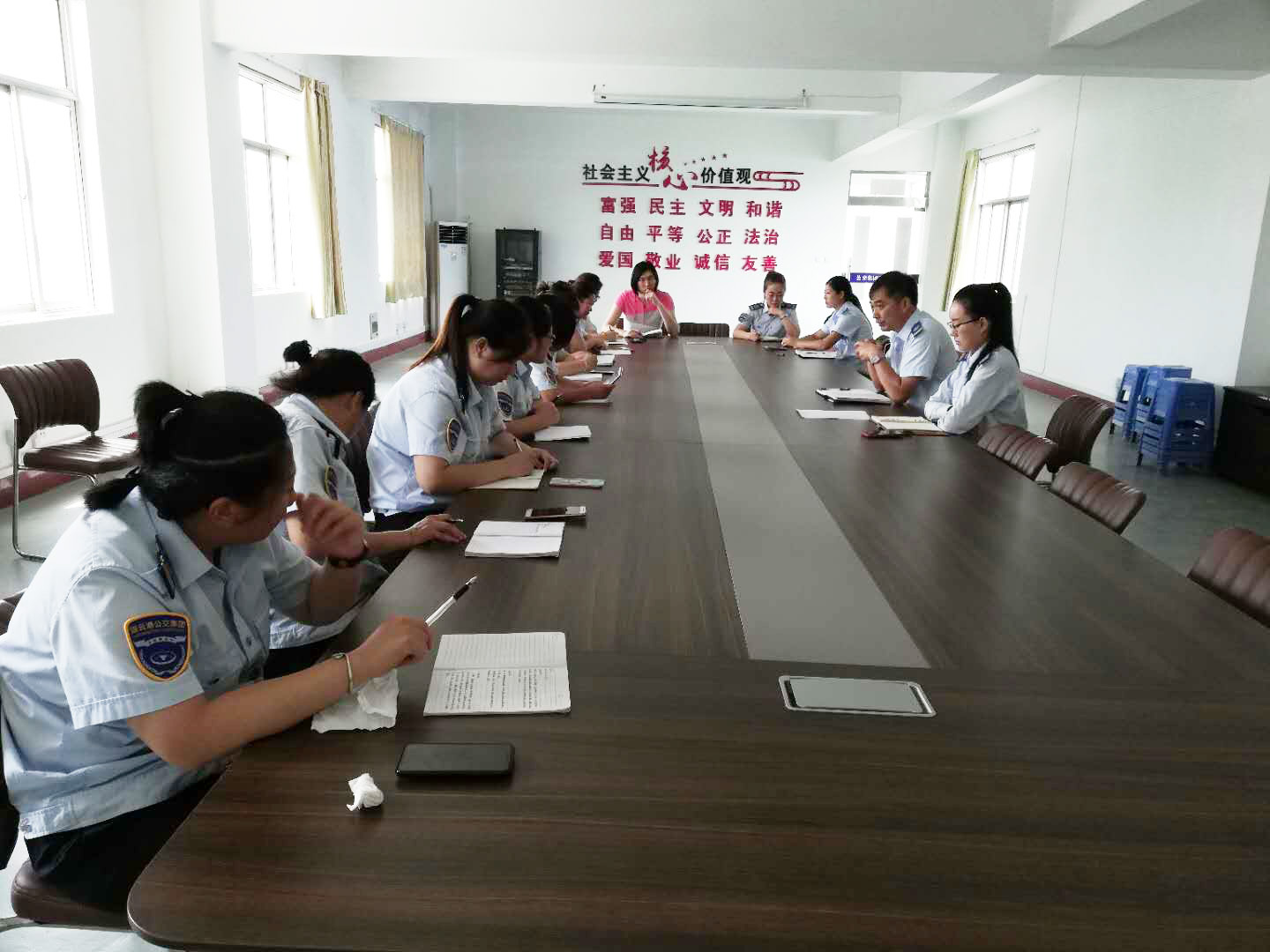 公交集團(tuán)海通公交公司召開信息中心會議