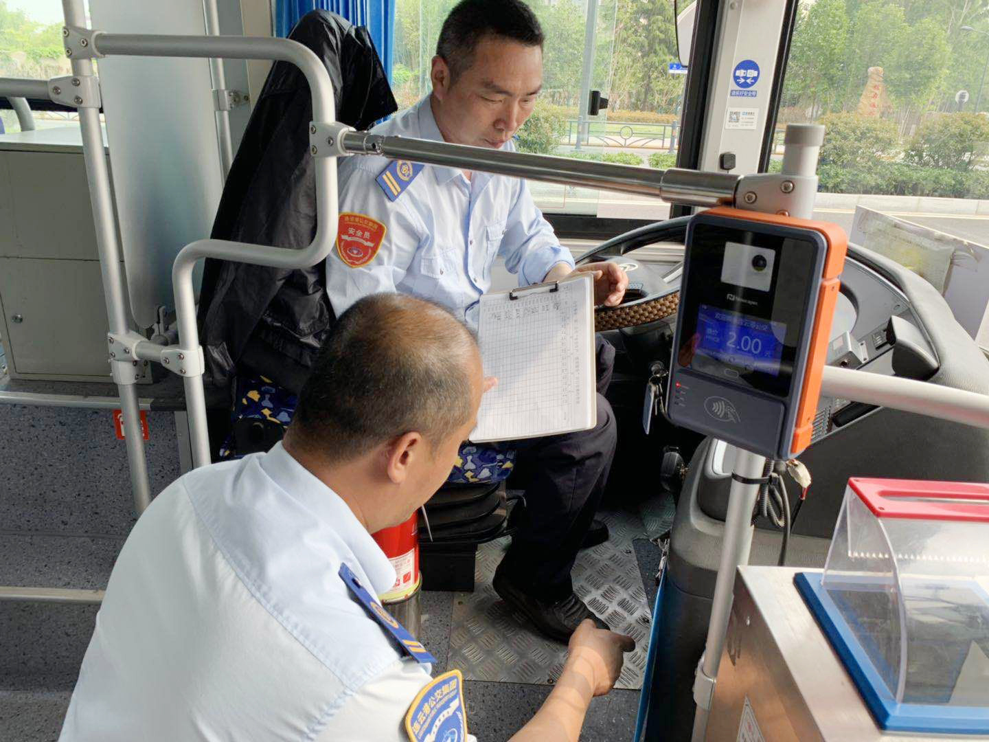 “做身邊點(diǎn)滴小事，暖公交司機(jī)寸心”|公交集團(tuán)公交事業(yè)一部開展520公交司機(jī)關(guān)愛日活動