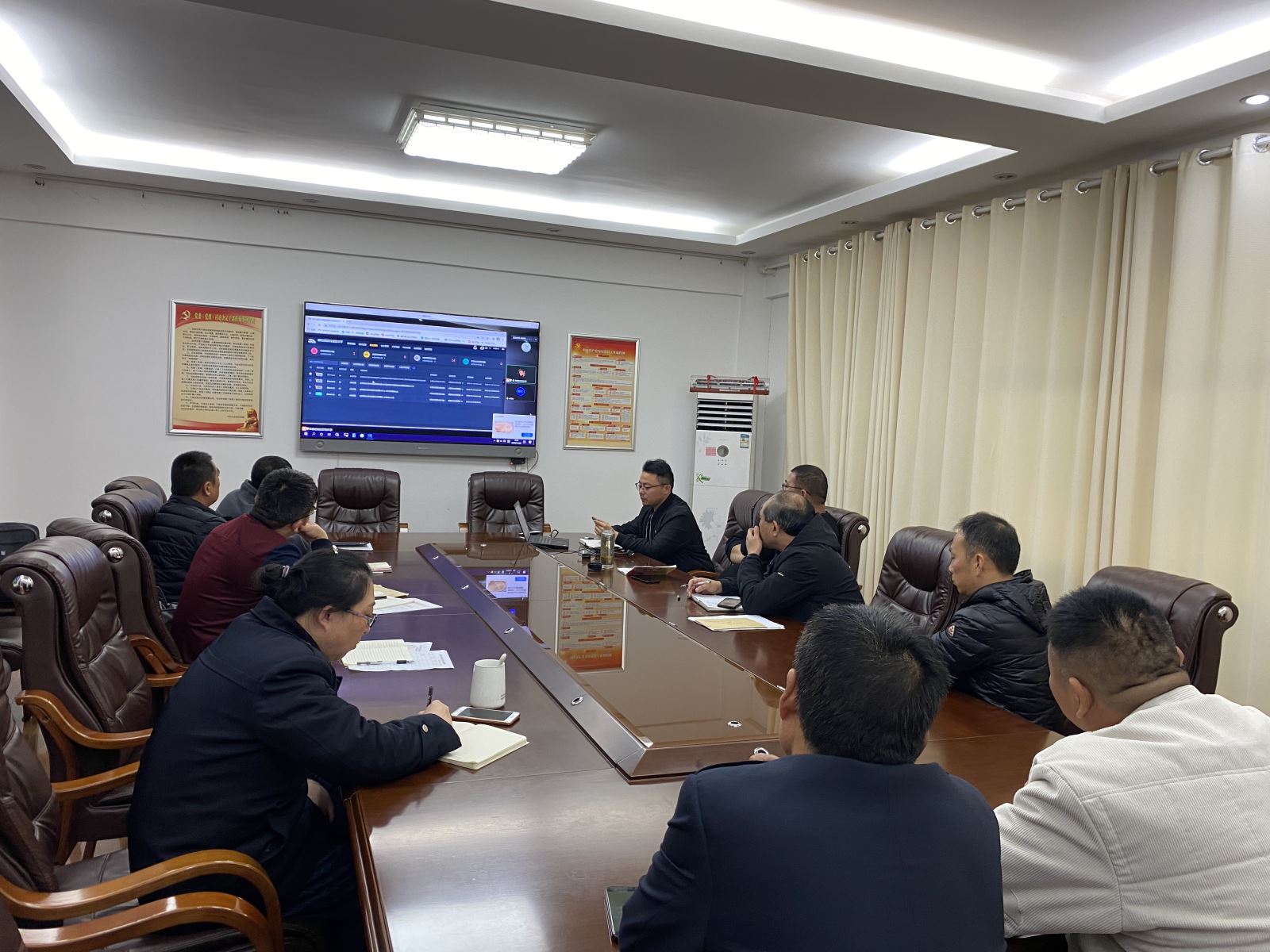 公交集團(tuán)開展佑駕主防系統(tǒng)遠(yuǎn)程培訓(xùn)