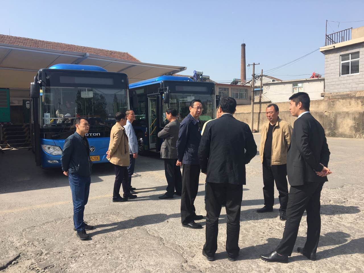 公交集團領(lǐng)導(dǎo)關(guān)注西城充電站停電期間車輛分流情況