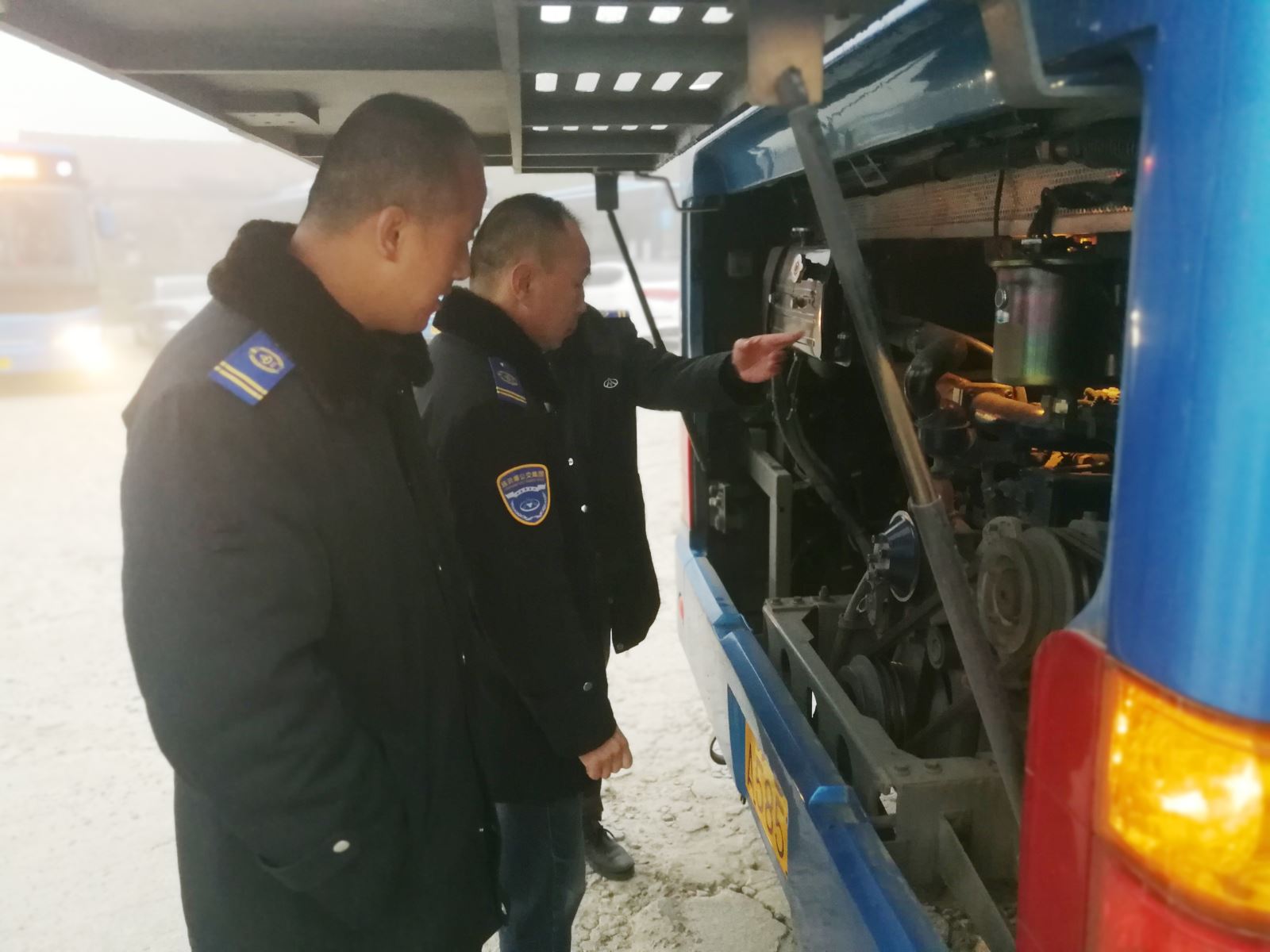 公交集團海通公交公司開展冬季車輛安全、機務大檢查