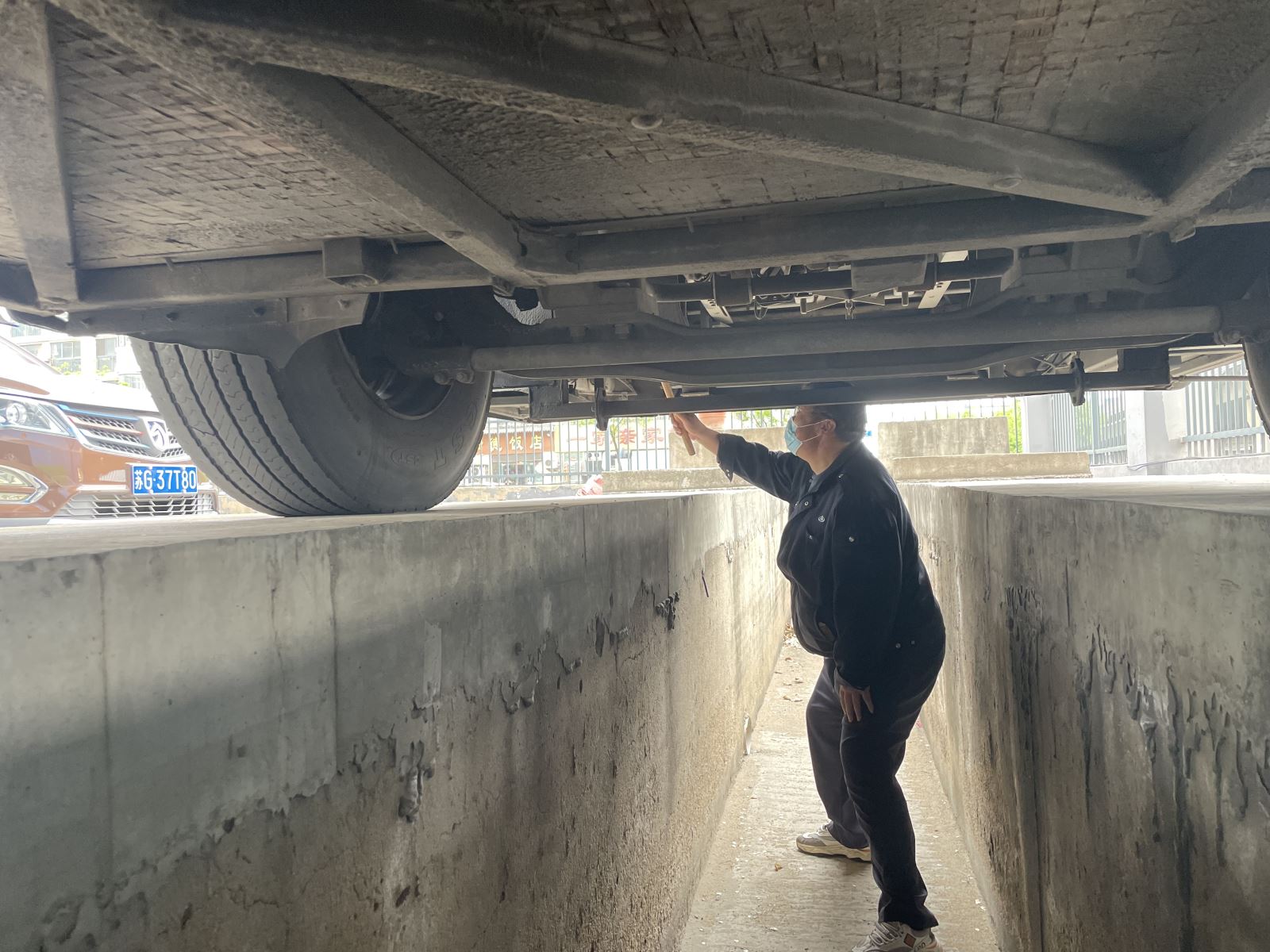 公交集團公交事業(yè)二部開展五一節(jié)前機務(wù)專項大檢查