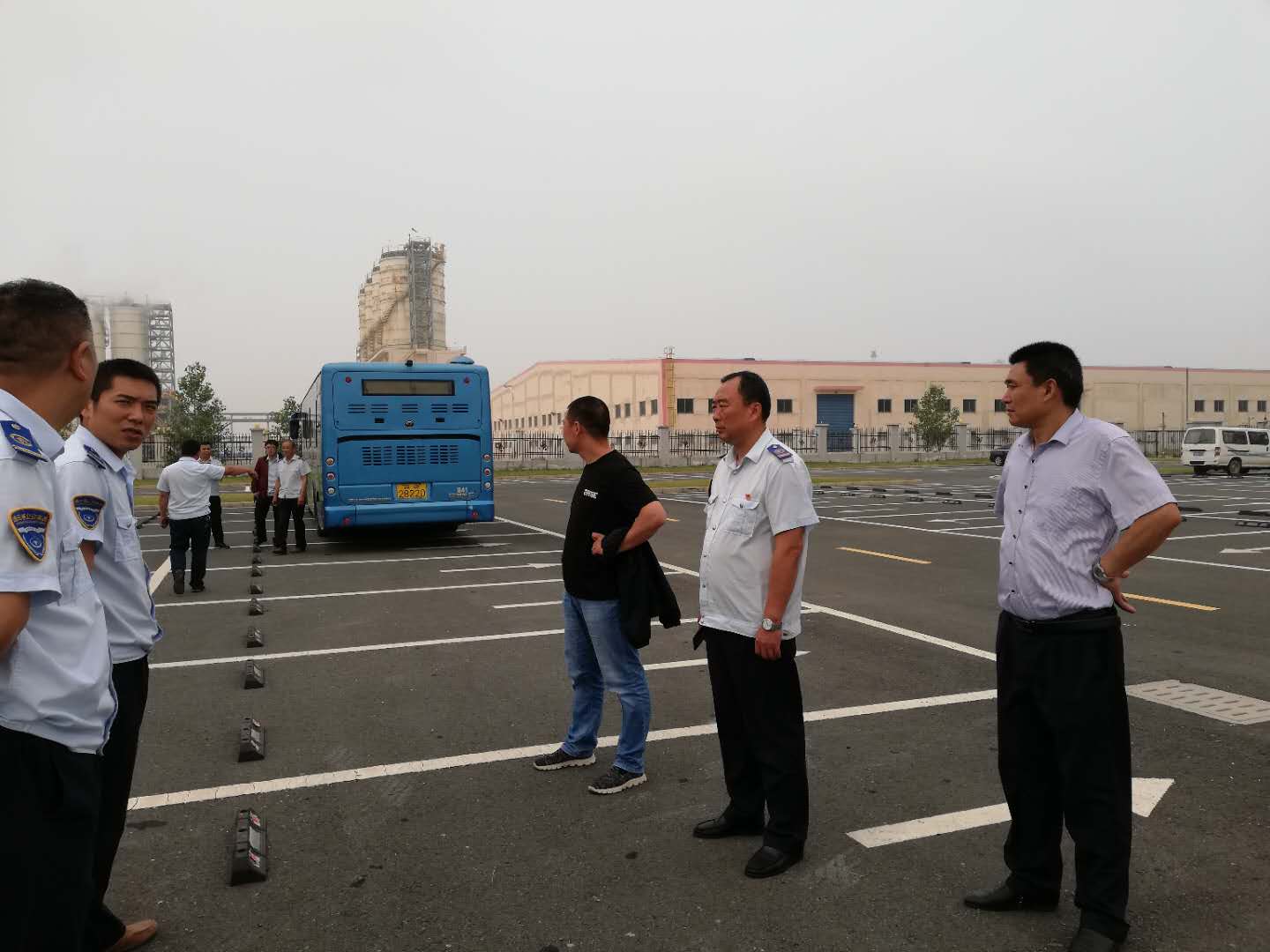 公交集團(tuán)經(jīng)營(yíng)發(fā)展事業(yè)部積極開展公交場(chǎng)站安全檢查工作