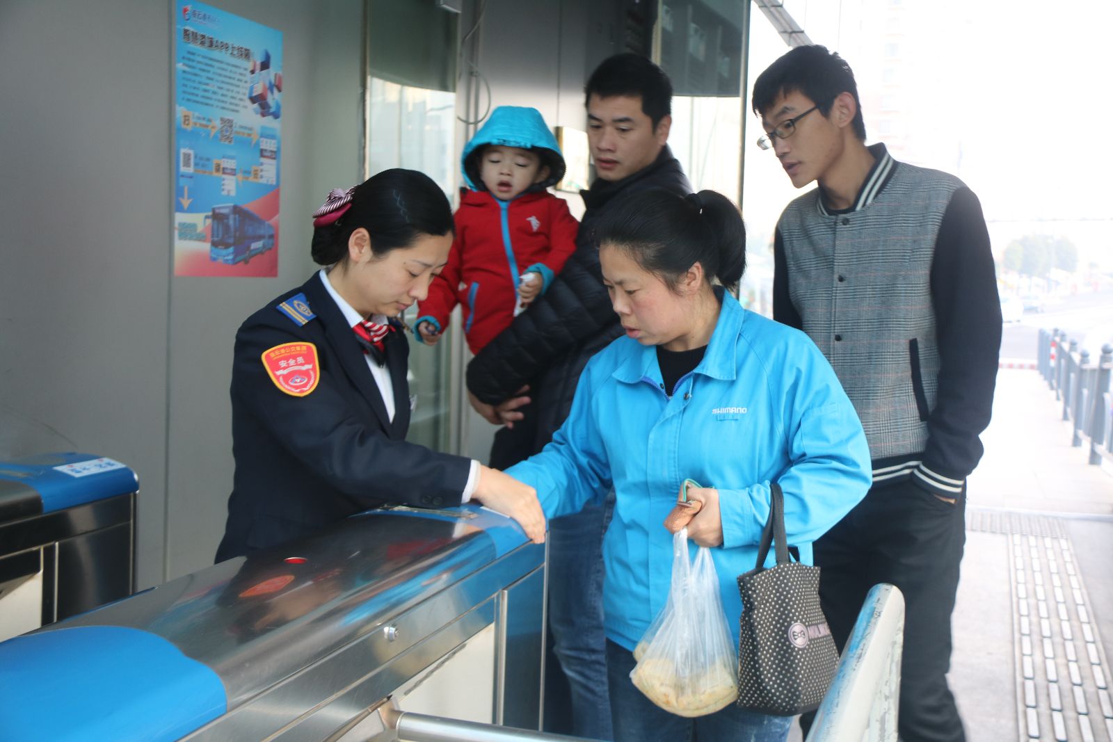 創(chuàng)文創(chuàng)衛(wèi)，我們一直在路上