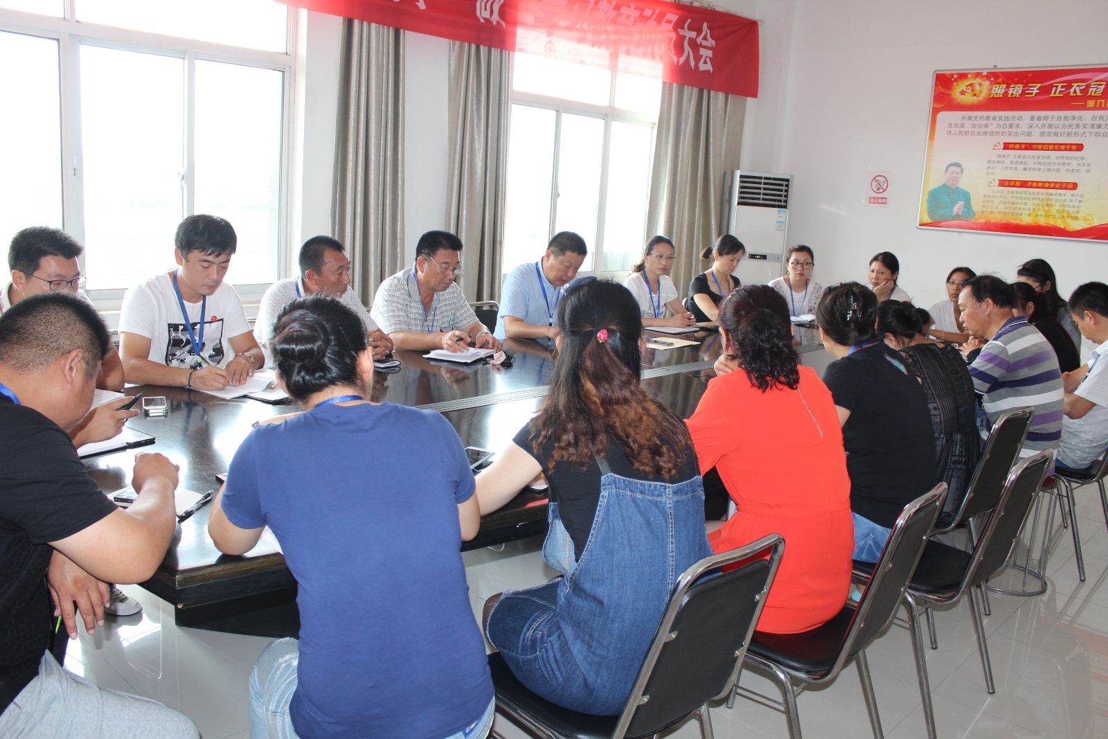 公交東部公司召開創(chuàng)衛(wèi)工作專題會