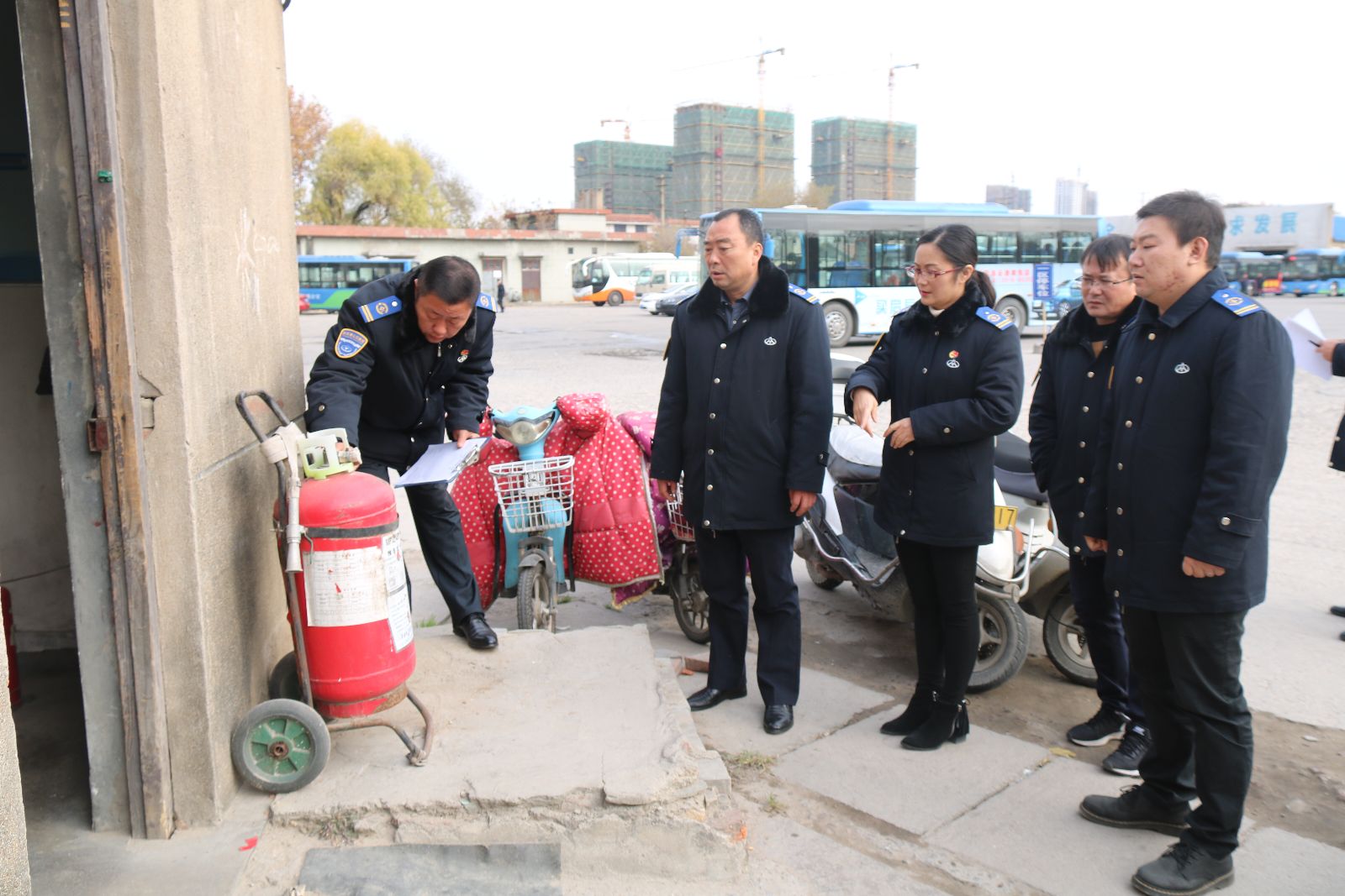 公交集團(tuán)海州公司全力保障冬季安全運(yùn)營