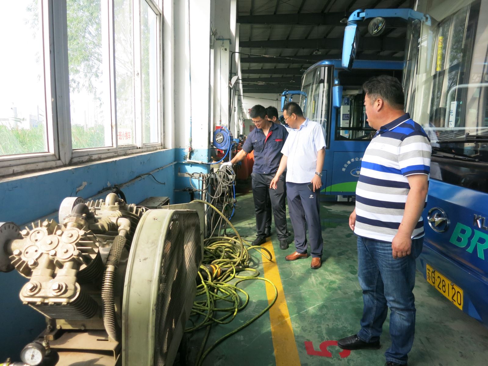 公交集團機務技術事業(yè)部開展安全檢查工作