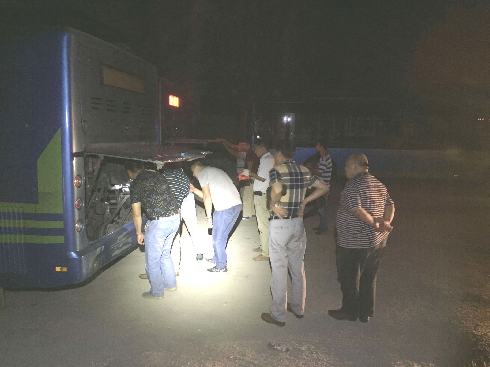 公交新浦公司開展隱患排查工作